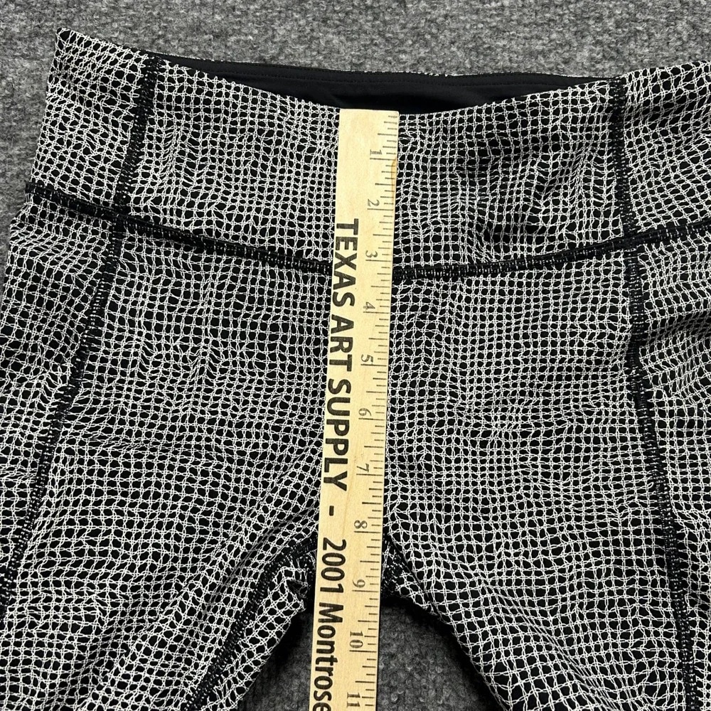 Lululemon Leggings Womens Size 4 Black White Grid Speed Up Tight Mesh Athletic